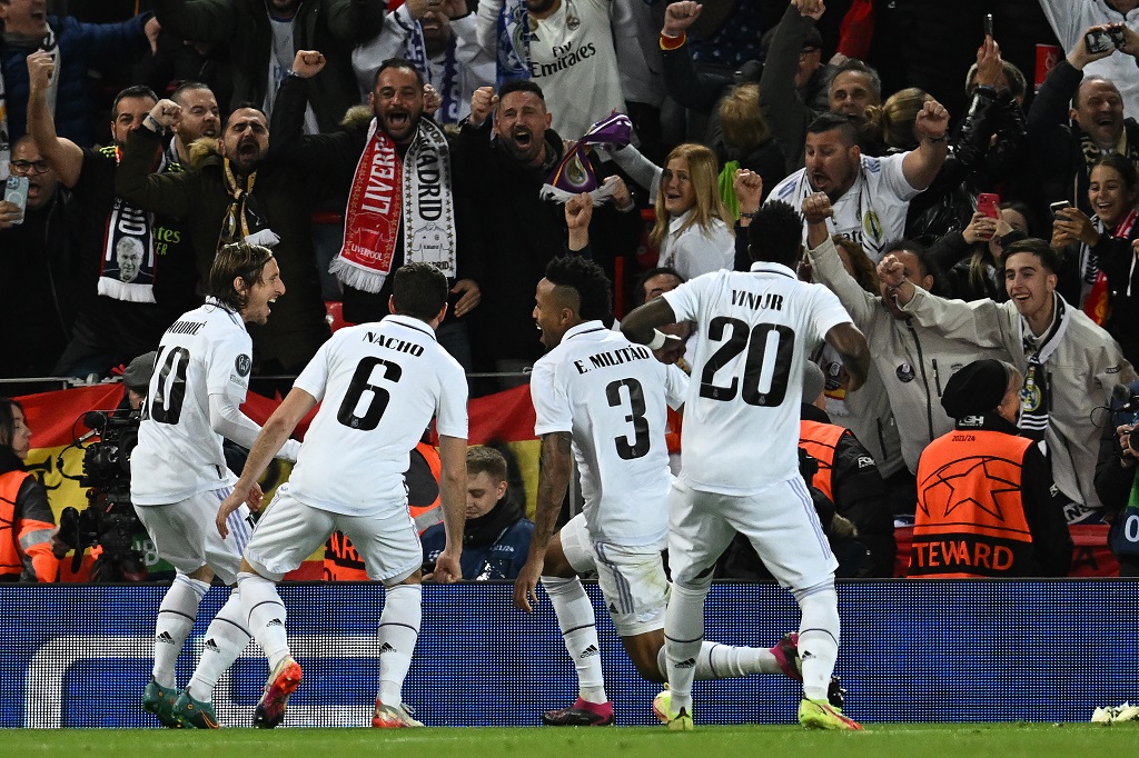 فرحة "مدريدية" بالفوز على "ليفربول" الإنجليزي (تصوير: أ ف ب)
