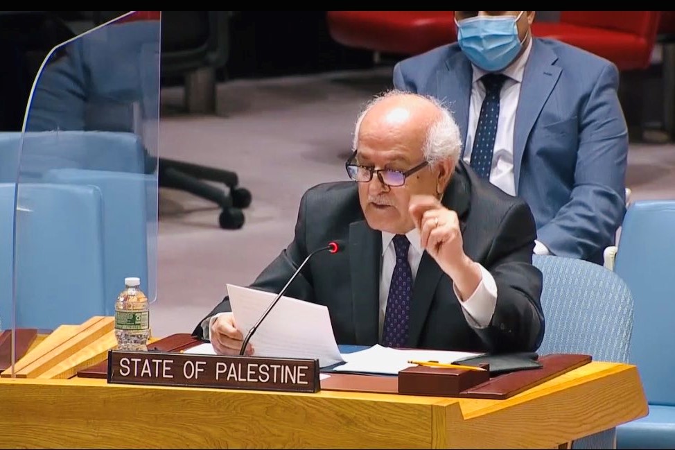 المندوب الدائم لدولة فلسطين لدى الأمم المتحدة السفير رياض منصور