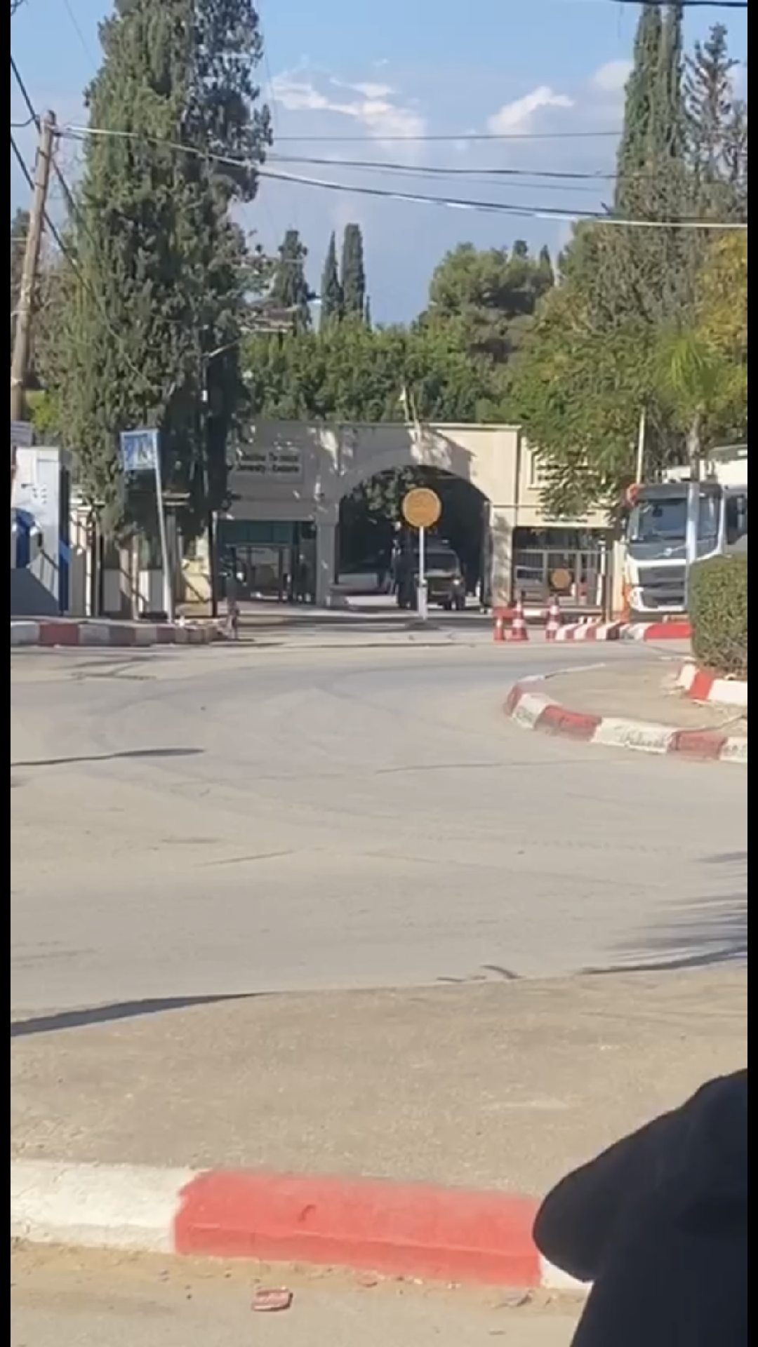 الاحتلال يقتحم حرم جامعة خضوري بطولكرم